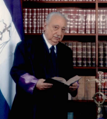 Dr. Julio Genaro Campillo Pérez